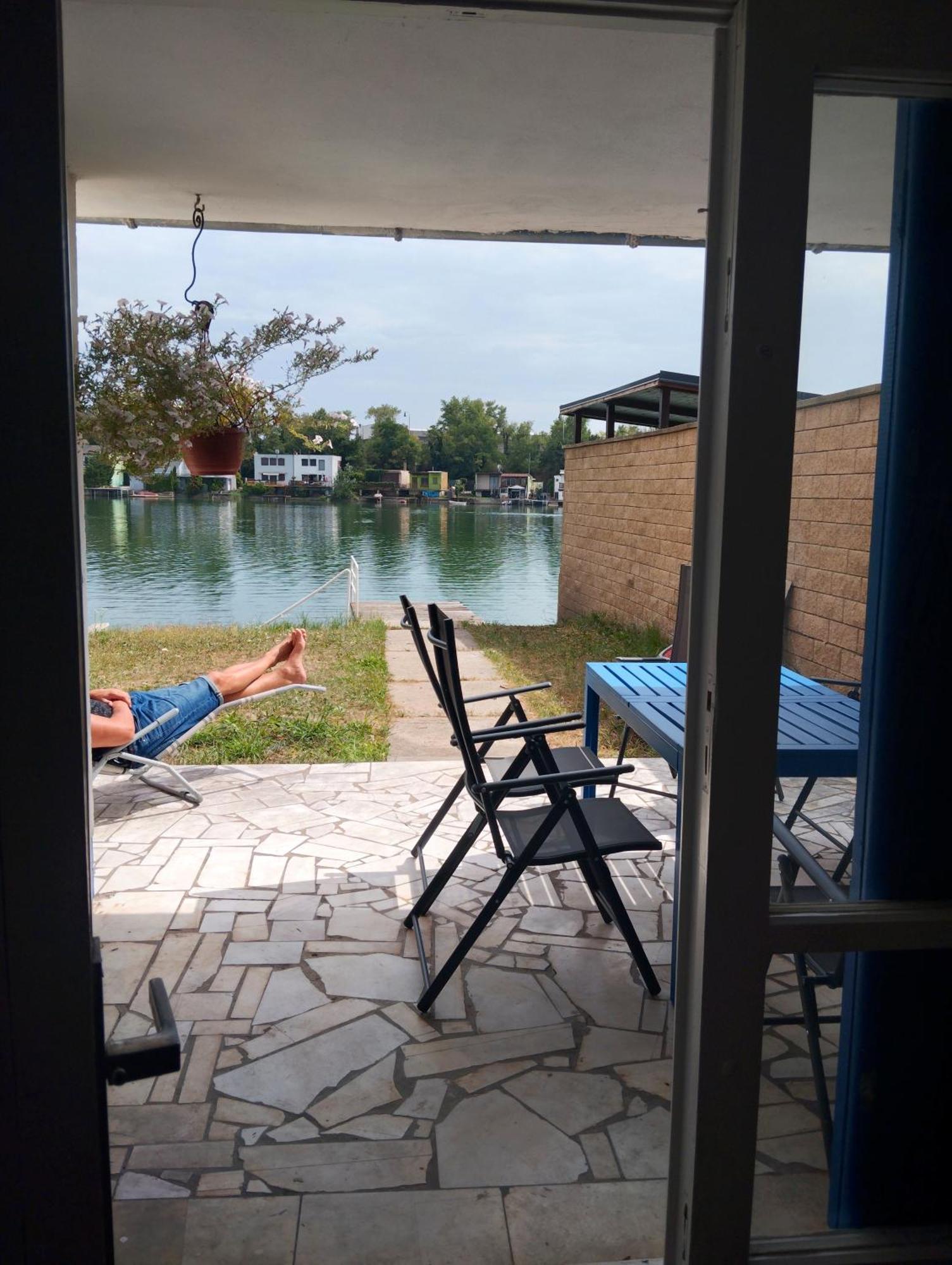 Chata Pri Jazere - Slnecne Jazera Senec Exteriér fotografie